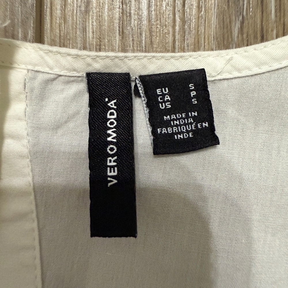 Veromoda 100% Cotton open back white Top Size S - Picture 8 of 8